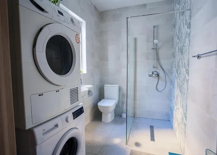 S74 - Cosy 2 Bedroom Maisonette Daire Sliema